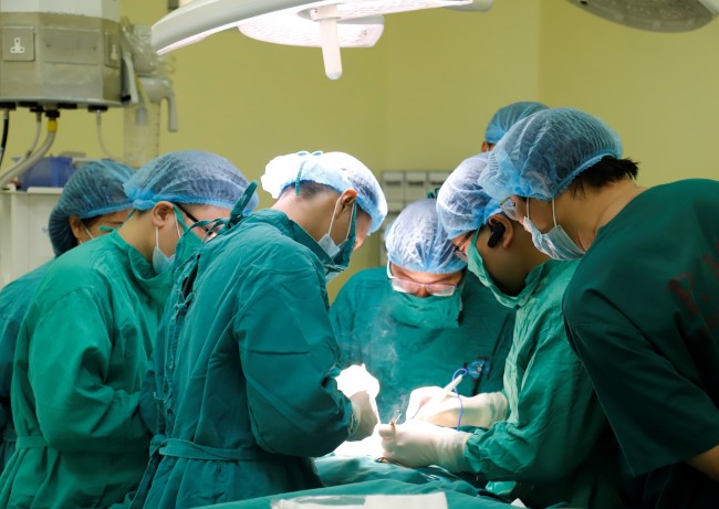 Phẫu thuật điều trị ung thư vú 3 trong 1