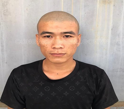 Rủ bé gái 13 tuổi đi ăn rồi vào nhà nghỉ hiếp dâm Rủ bé gái 13 tuổi đi ăn rồi vào nhà nghỉ hiếp dâm
