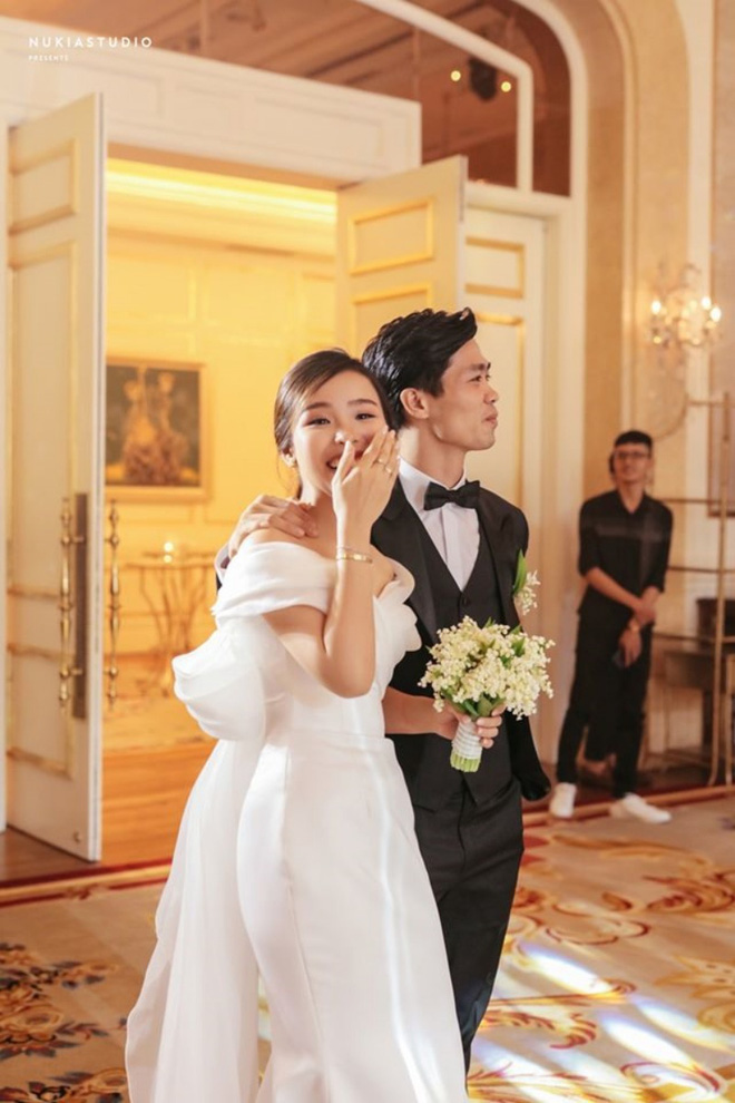 So kè váy cưới của Viên Minh và Xoài Non