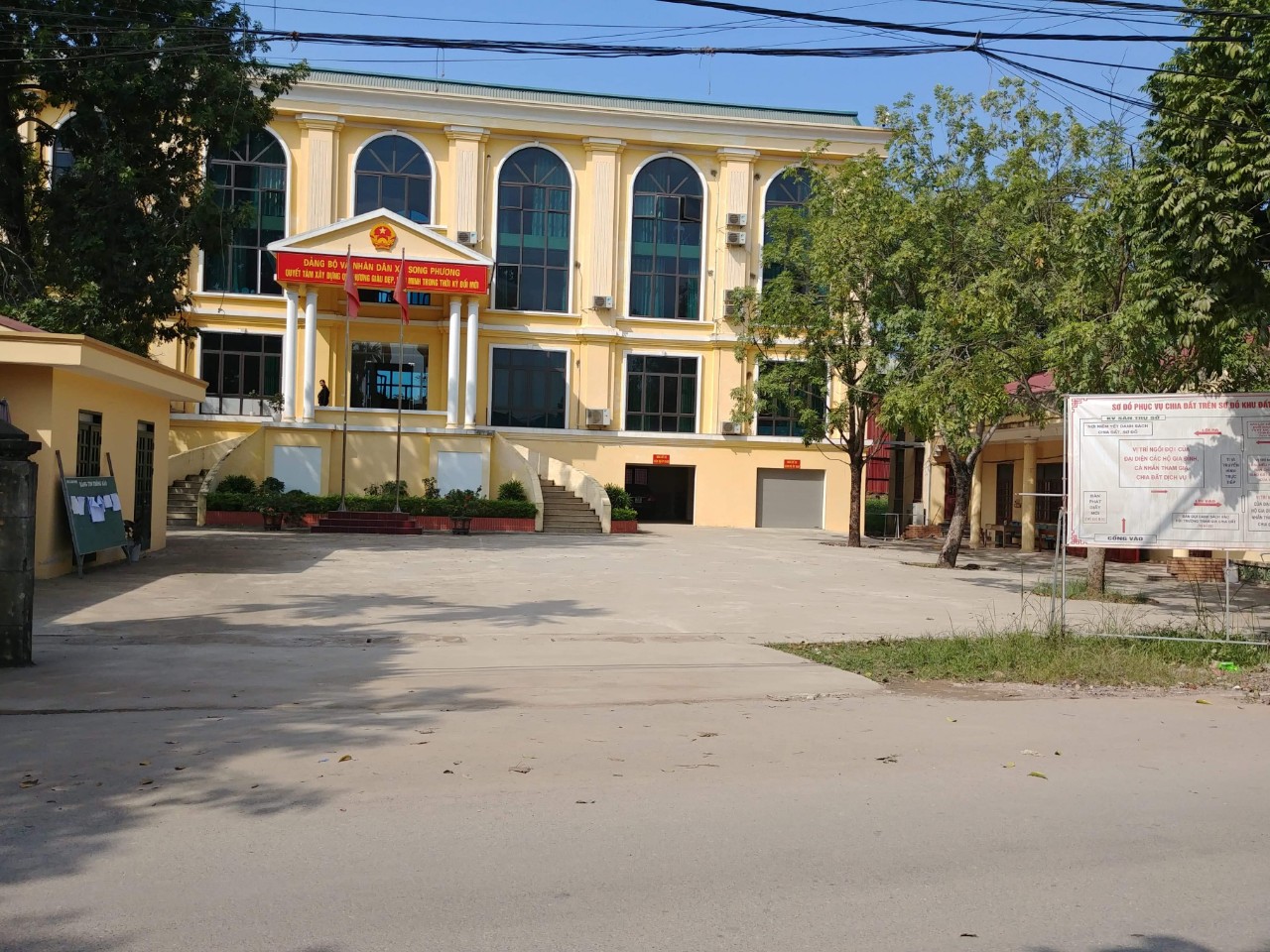 Song Phương–Hoài Đức: Đất nông nghiệp chuyển đổi sai mục đích, chính quyền có buông lỏng quản lý Song Phương–Hoài Đức: Đất nông nghiệp chuyển đổi sai mục đích, chính quyền có buông lỏng quản lý