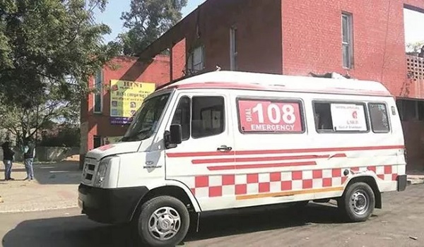 Tài xế xe cứu thương hiếp dâm bệnh nhân COVID-19 Tài xế xe cứu thương hiếp dâm bệnh nhân COVID-19