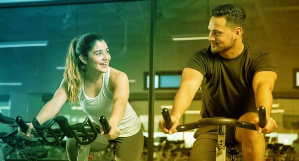 Cuộc khảo sát mới cho thấy: Những người chăm tập thể dục thường có xu hướng ngoại tình