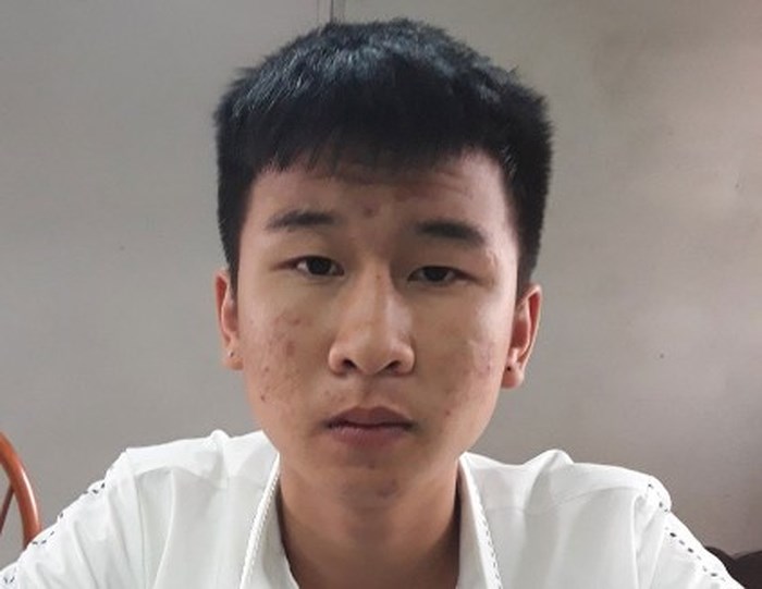 Thanh niên vượt hàng trăm km