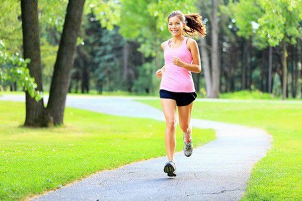 Thật như đùa: Chửi thề và 'buôn dưa' là thói quen cực tốt cho sức khỏe