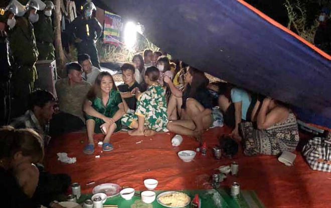 Tin tức pháp luật mới nóng ngày 4/4/2020