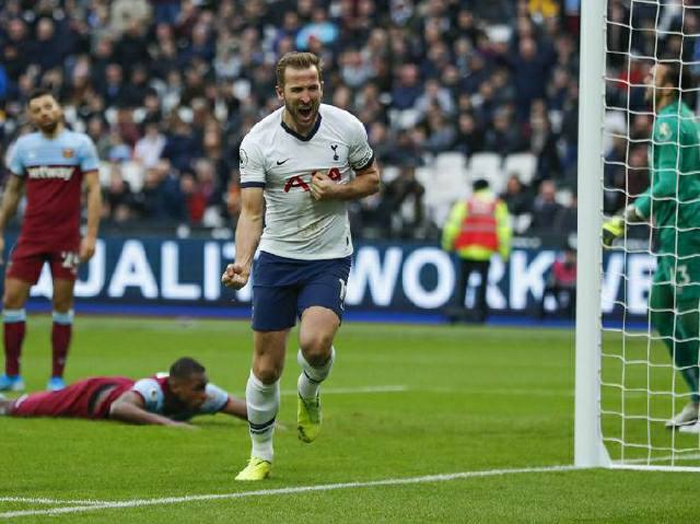 Mourinho chửi học trò té tát sau khi Tottenham dính `Lời nguyền Bale`