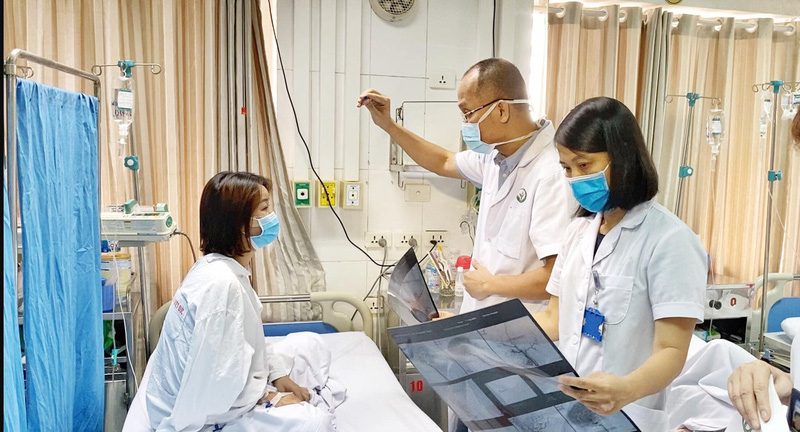 Triệu chứng sau tiêm filler nâng mũi dễ bị tai biến mù mắt Triệu chứng sau tiêm filler nâng mũi dễ bị tai biến mù mắt
