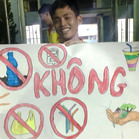 Nhiều trường học tại TP.HCM tích cực hưởng ứng phong trào `Phòng chống rác thải nhựa'