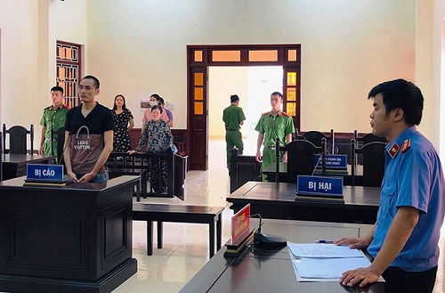 Tuyên án gã dâm tặc dâm ô nữ sinh lớp 5 tại nhà vệ sinh Tuyên án gã dâm tặc dâm ô nữ sinh lớp 5 tại nhà vệ sinh