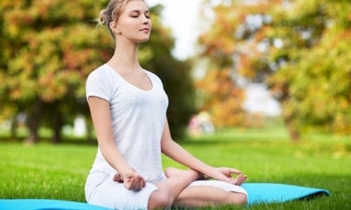 Yoga có thể phòng ngừa, thuyên giảm và điều trị ung thư như thế nào?