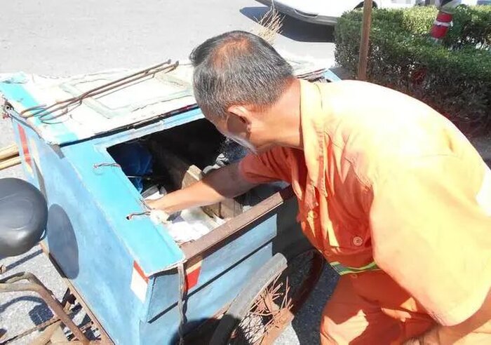 Vụ bố vứt con sinh thiếu tháng vào thùng rác ở Trung Quốc