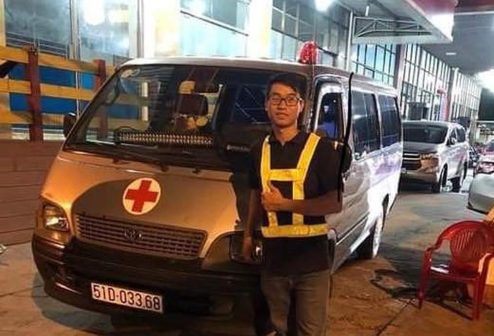 'Hiệp sĩ bóng đêm' 22 tuổi và hơn 300 lần cứu mạng người trước ngưỡng cửa tử thần