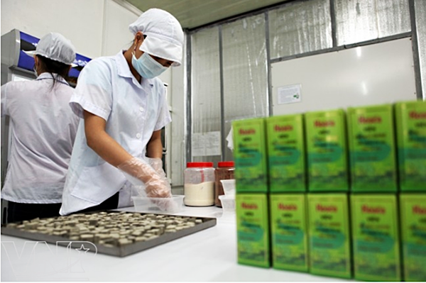 Cảm phục người đàn ông mang trong mình ước vọng chữa bệnh miễn phí cho trẻ em mắc xương tủy tinh