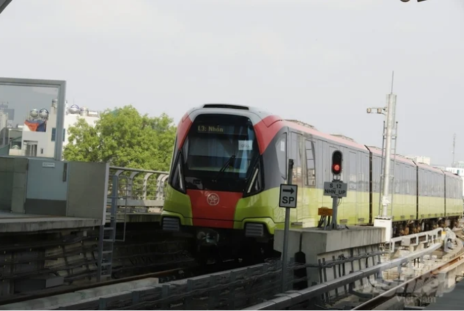 gia-ve-tuyen-metro-nhon-cau-giay-la-12000-dong-1-1723083254.PNG
