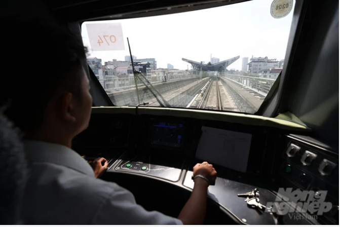 gia-ve-tuyen-metro-nhon-cau-giay-la-12000-dong-2-1723083254.PNG