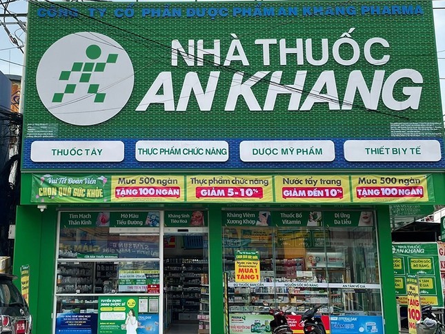 the-gioi-di-dong-dong-cua-hon-170-cua-hang-trong-1-thang-anh2-1724386964.jpeg