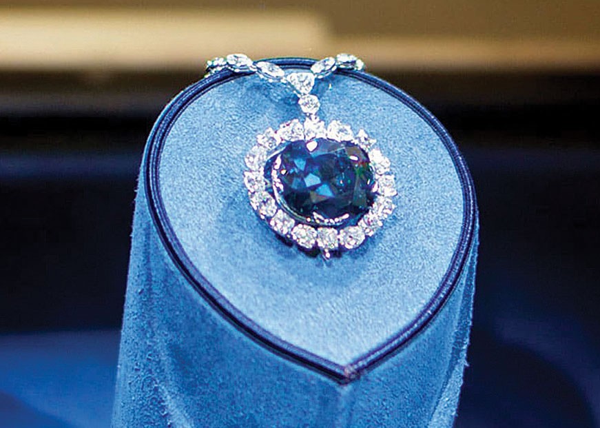 kim-cuong-fancy-xanh-hope-diamond-necklace-original-1725977300.jpg