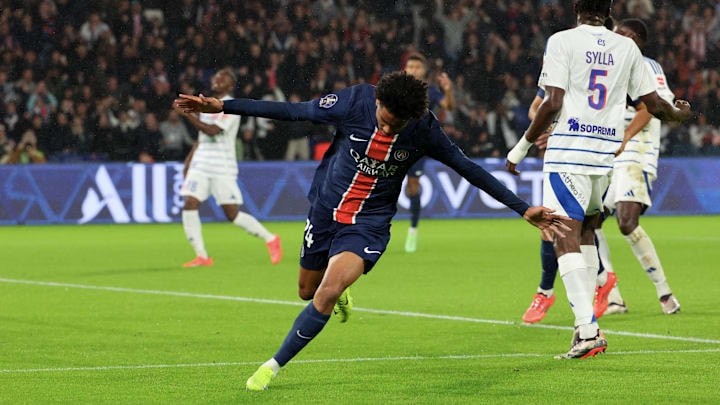 nhan-dinh-du-doan-psg-vs-psv-eindhoven-3h00-ngay-2310-phao-dai-bat-bai1-1729582854.jpg