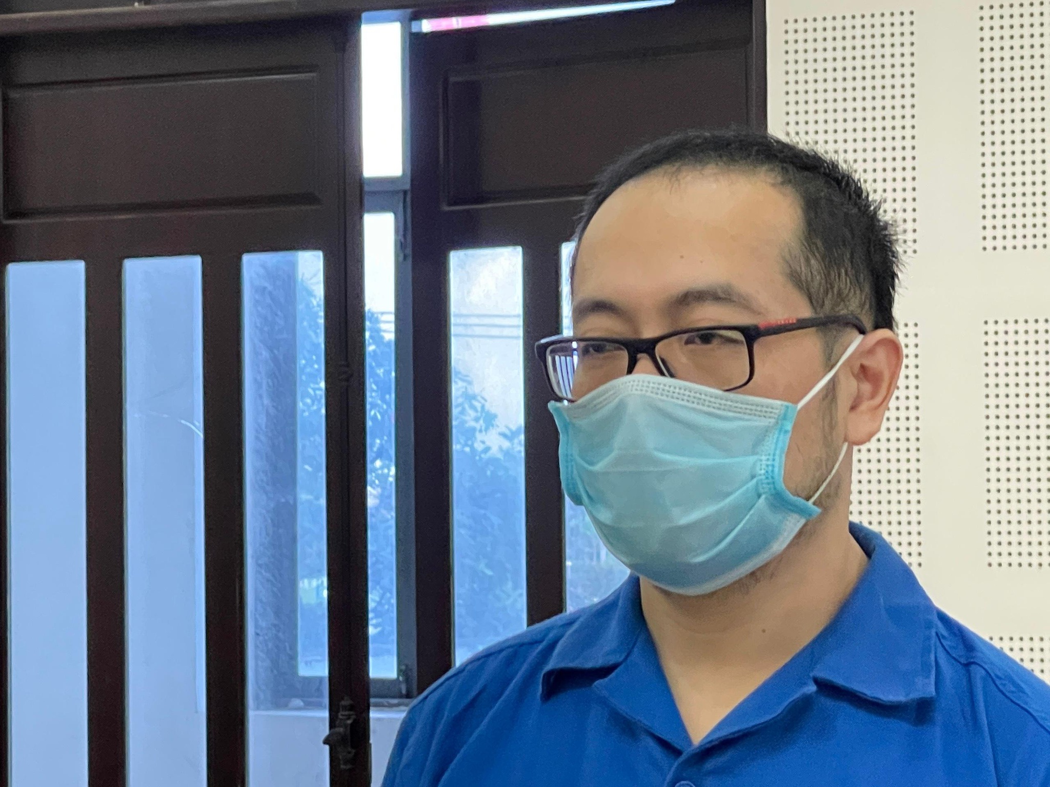 dụ trẻ em đóng phim sex