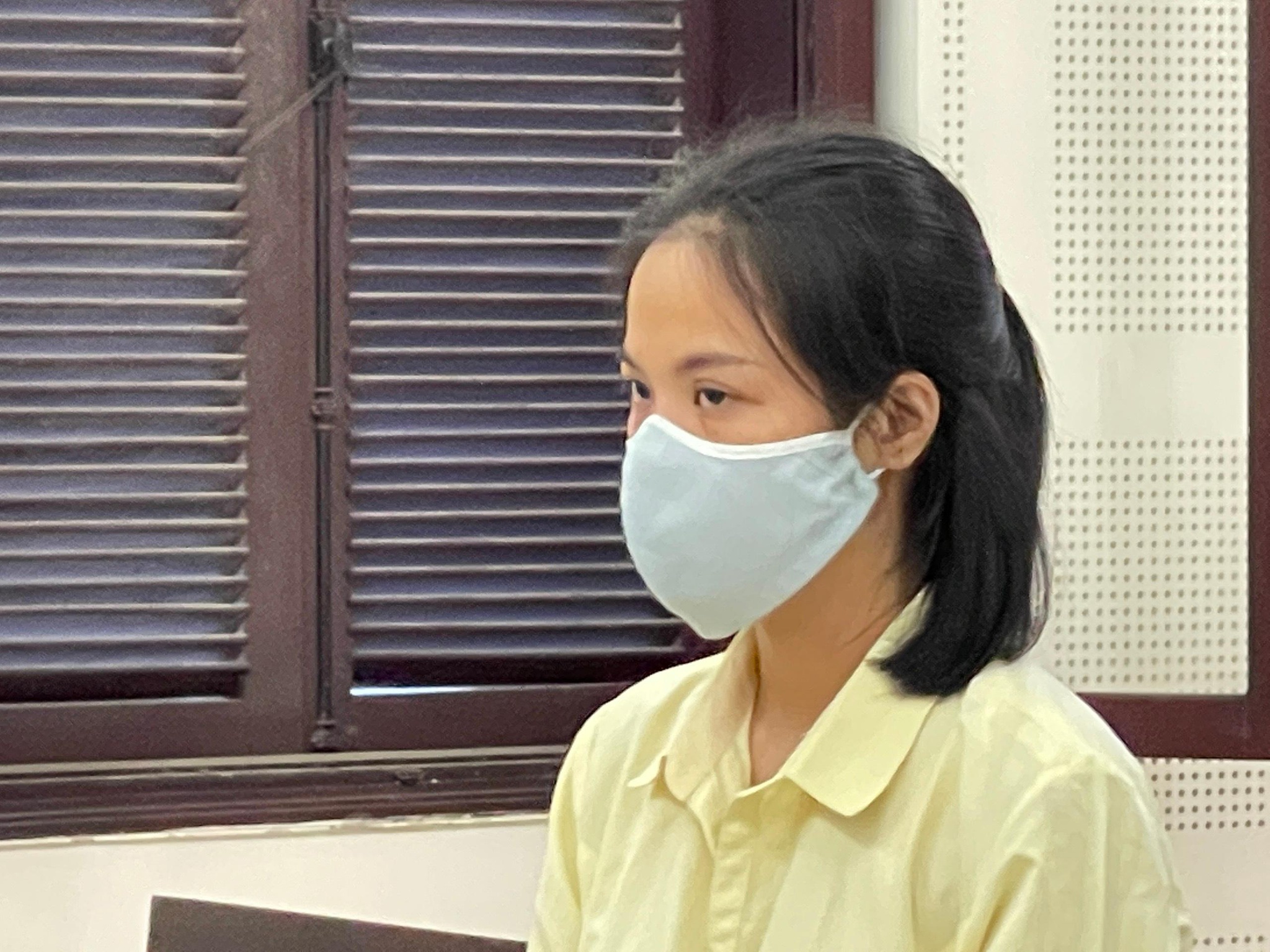 dụ trẻ em đóng phim sex