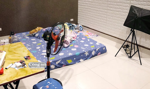 thuê cô gái trẻ đóng phim sex