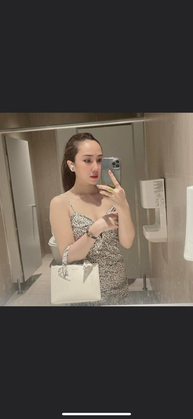 Nhan sắc ngoài đời gây sốc của hot Tiktoker Ball Và Mẹ Trân