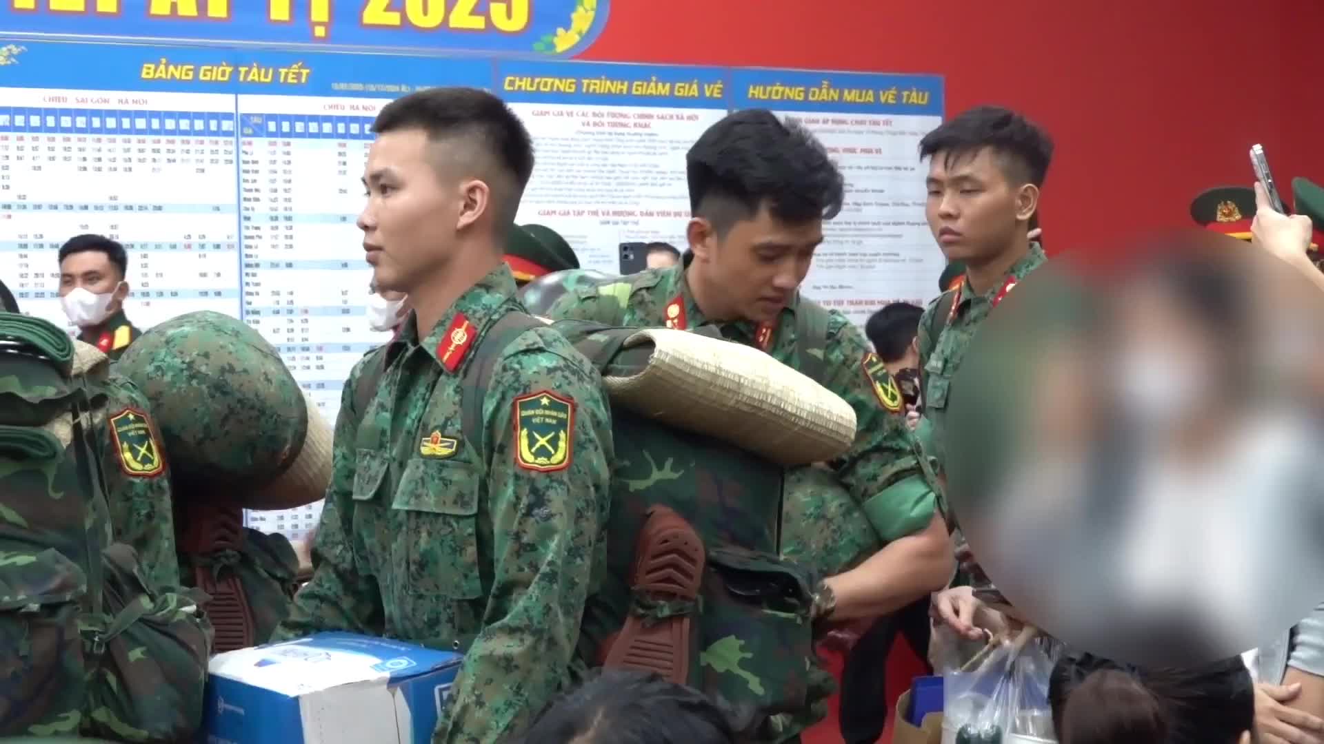 xin-hay-de-hiep-duoc-lam-mot-nguoi-linh-khong-phai-mot-ngoi-sao-1749090975.mp4