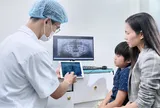 Sai lầm phổ biến của nhiều cha mẹ: Đợi con thay hết răng mới chỉnh nha