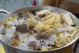 Độc lạ quán lẩu bò “nghĩa địa” nườm nượp khách ở TPHCM