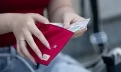 Nghỉ việc vì thưởng Tết 500.000 đồng