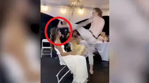 Clip: Chú rể cởi trần " giơ chân hơi cao " thẳng vào mặt cô dâu trong ngày cưới