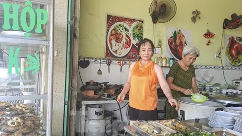 Thực hư thông tin quán cơm dồn góp thức ăn thừa bán cho khách