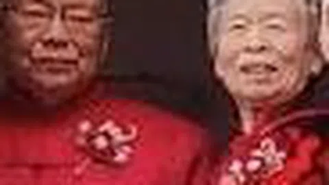 Cụ ông 86 tuổi kết hôn với mối tình đầu 81 tuổi