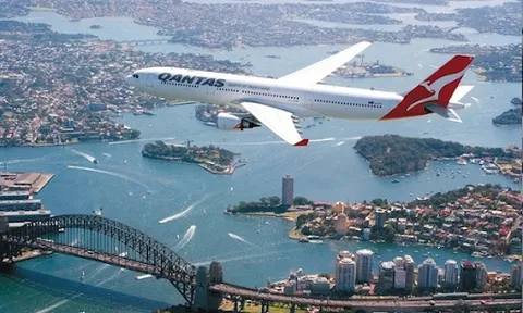 Vì sao nhiều người Việt phân vân giữa ANA và Qantas khi bay đến Australia?