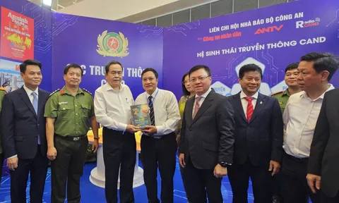 Từ “Con đường tương lai” đến mô hình kinh tế mới trong thời đại AI