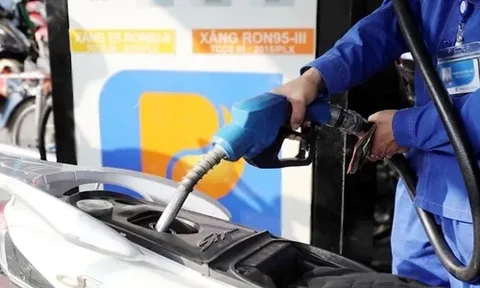 Giá xăng dầu hôm nay 5/4: Tăng rất mạnh