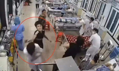Nhân viên y tế BV Đa khoa Nam Định bị người nhà bệnh nhân đánh liên tiếp vào đầu