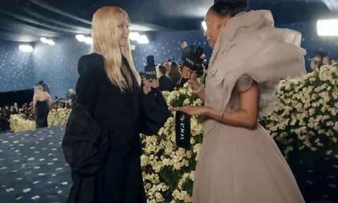 Biến căng: Rosé vạ miệng tại Met Gala, khiến fan Jisoo bất mãn, ầm ĩ đòi công bằng!