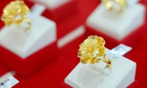 Giá vàng hôm nay 7/5: Tiếp tục tăng phi mã, dự báo đạt 4.000 USD trong năm nay