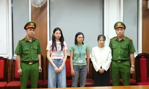 Thùy Tiên và hồi chuông cảnh báo việc ‘mượn hào quang’ kiếm tiền