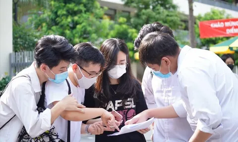 Hàng loạt trường đại học bỏ khối C vào 'phút chót': Thí sinh bất ngờ, Bộ GD&ĐT lên tiếng