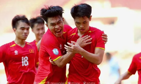 Xuân Bắc, Đình Bắc toả sáng, U23 Việt Nam xuất sắc đánh bại U23 Philippines giành vé vào chung kết U23 Đông Nam Á 2025