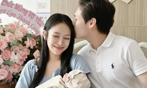 Ái nữ đại gia Minh Nhựa tâm sự khi sinh con thứ 4 ở tuổi 26