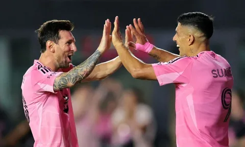 Suarez muốn giải nghệ cùng Messi