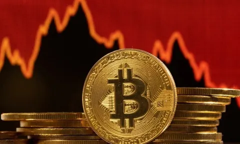 Giá Bitcoin rơi tự do, toàn thị trường tiền số 'đỏ lửa'