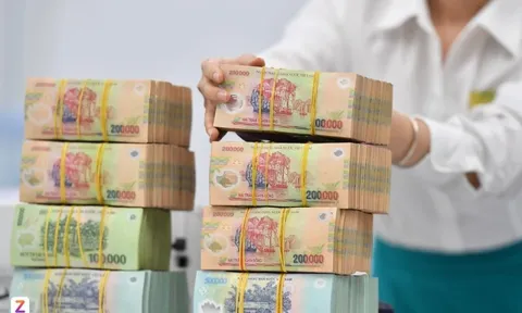Thu ngân sách Nhà nước hơn 2 triệu tỷ đồng, vượt dự toán cả năm
