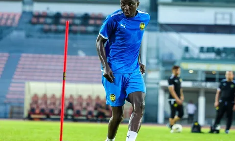 Cầu thủ hội quân nhưng chưa có giấy tờ, tuyển Malaysia suýt nữa bị xử thua thêm 2 trận