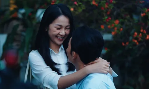 Cặp sao Việt bị đồn "phim giả tình thật" vì ngọt từ phim đến đời, ai nấy mê mệt ánh mắt của nhà trai