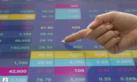 Cổ phiếu dầu khí dậy sóng trong ngày VN-Index đỏ lửa