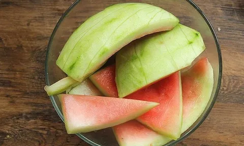 3 bộ phận của dưa hấu nhiều người tiếc rẻ ăn cho bằng được, nào ngờ lại gây khó chịu cho dạ dày